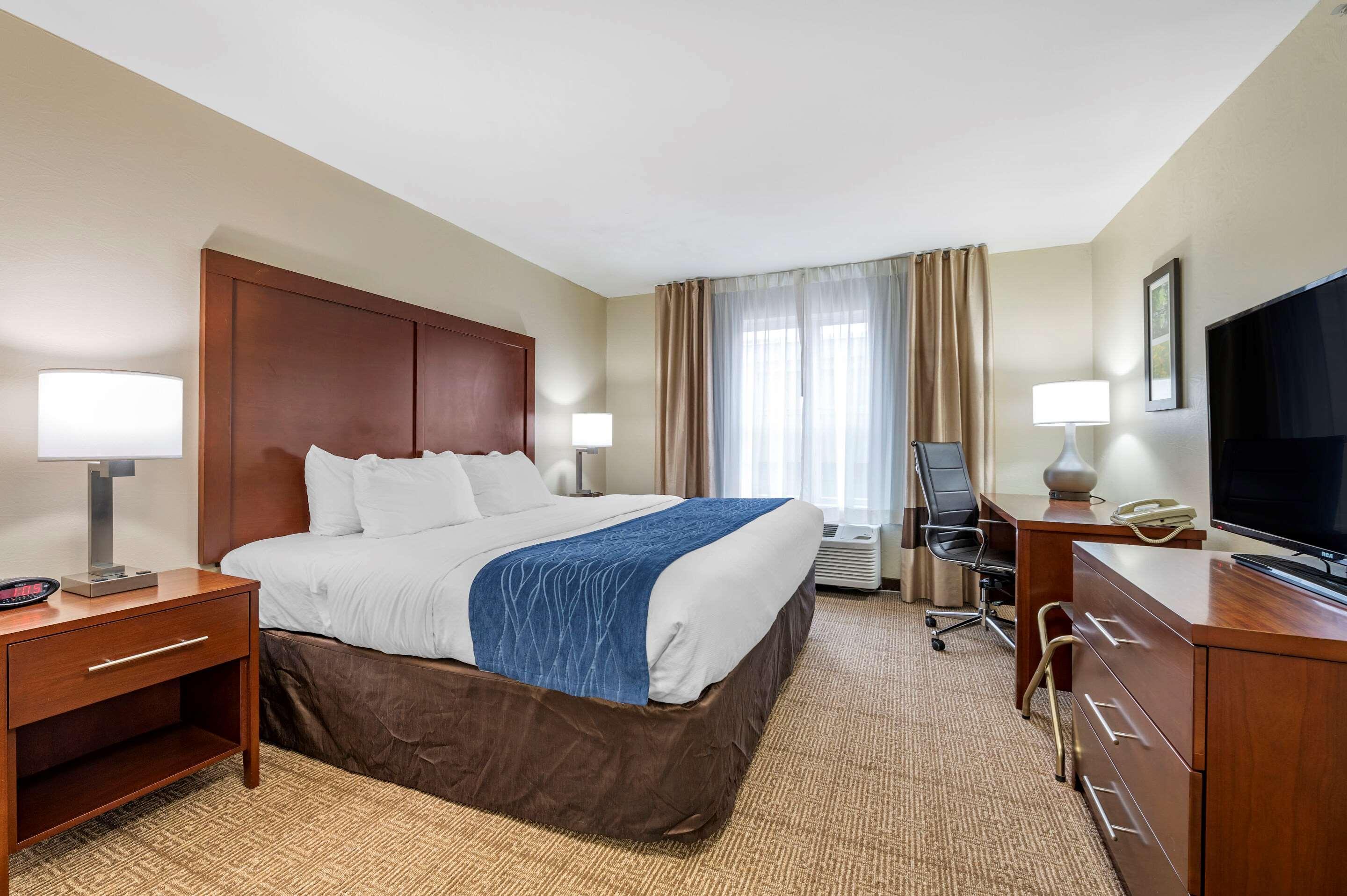 Comfort Inn & Suites Northern Kentucky Wilder Zewnętrze zdjęcie