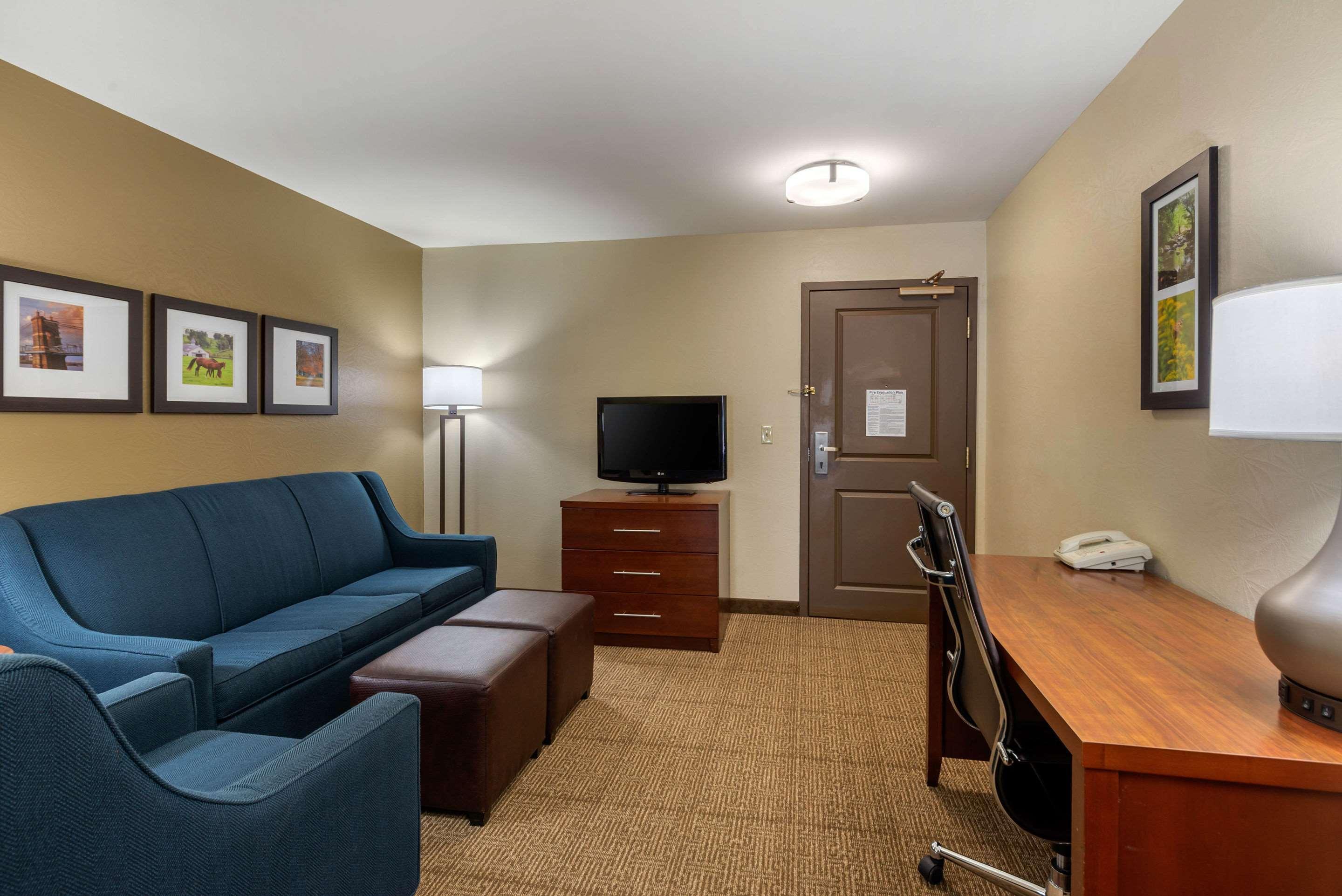 Comfort Inn & Suites Northern Kentucky Wilder Zewnętrze zdjęcie