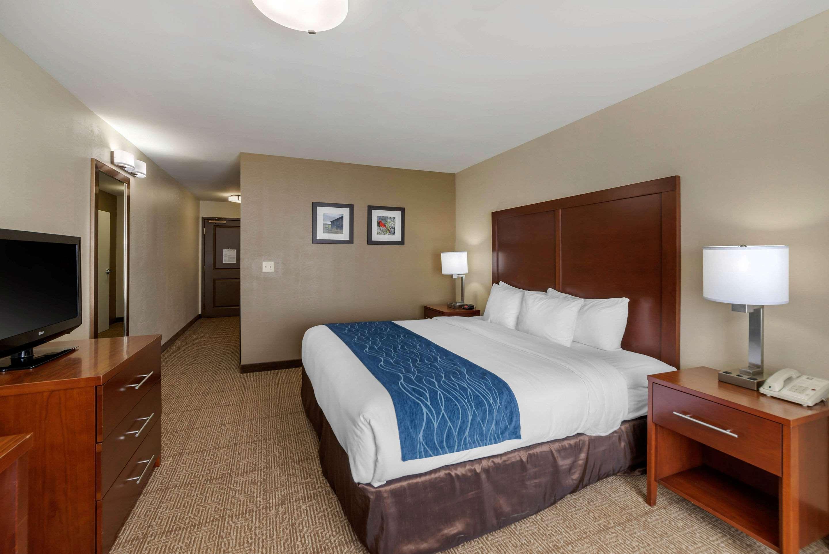 Comfort Inn & Suites Northern Kentucky Wilder Zewnętrze zdjęcie
