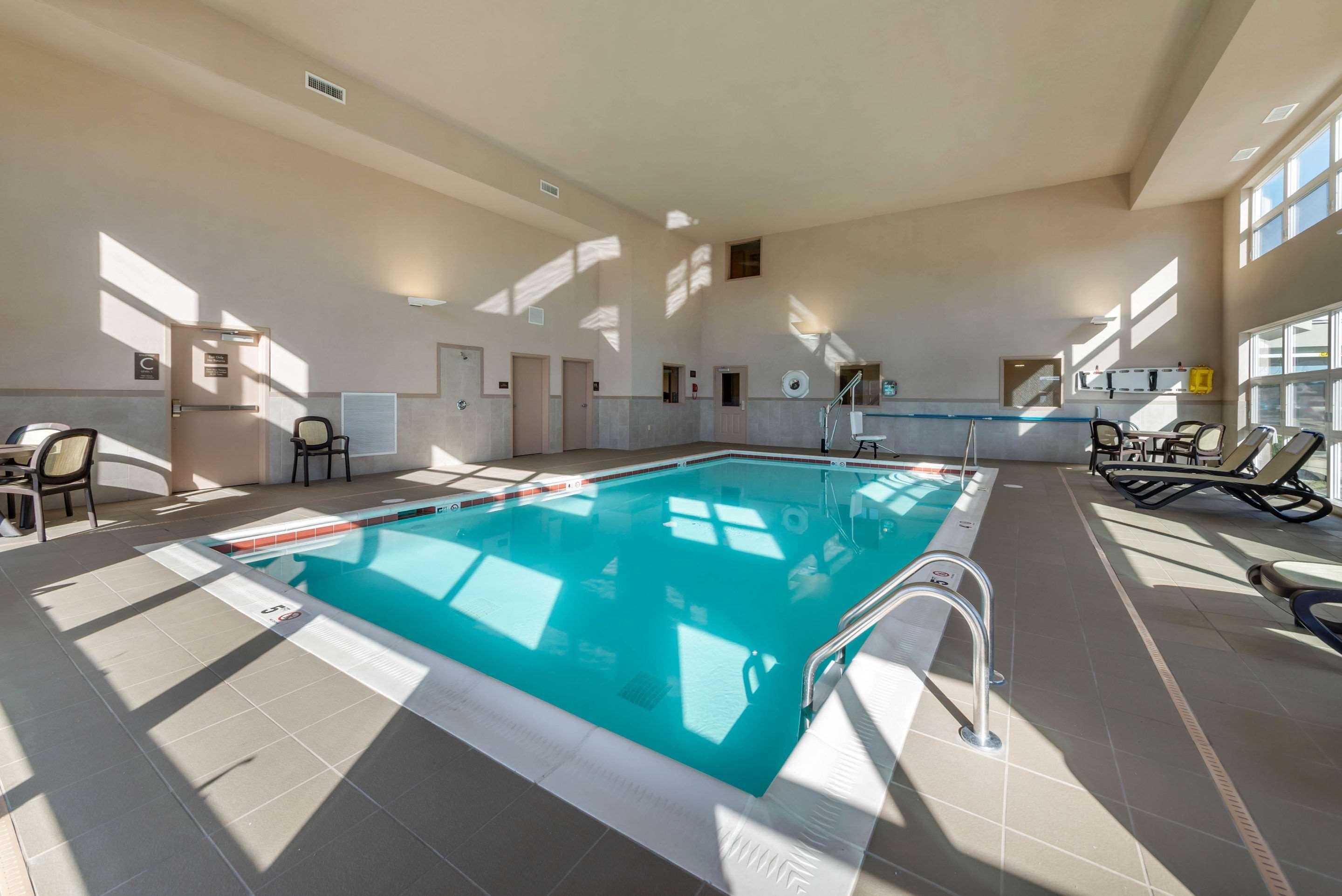 Comfort Inn & Suites Northern Kentucky Wilder Zewnętrze zdjęcie