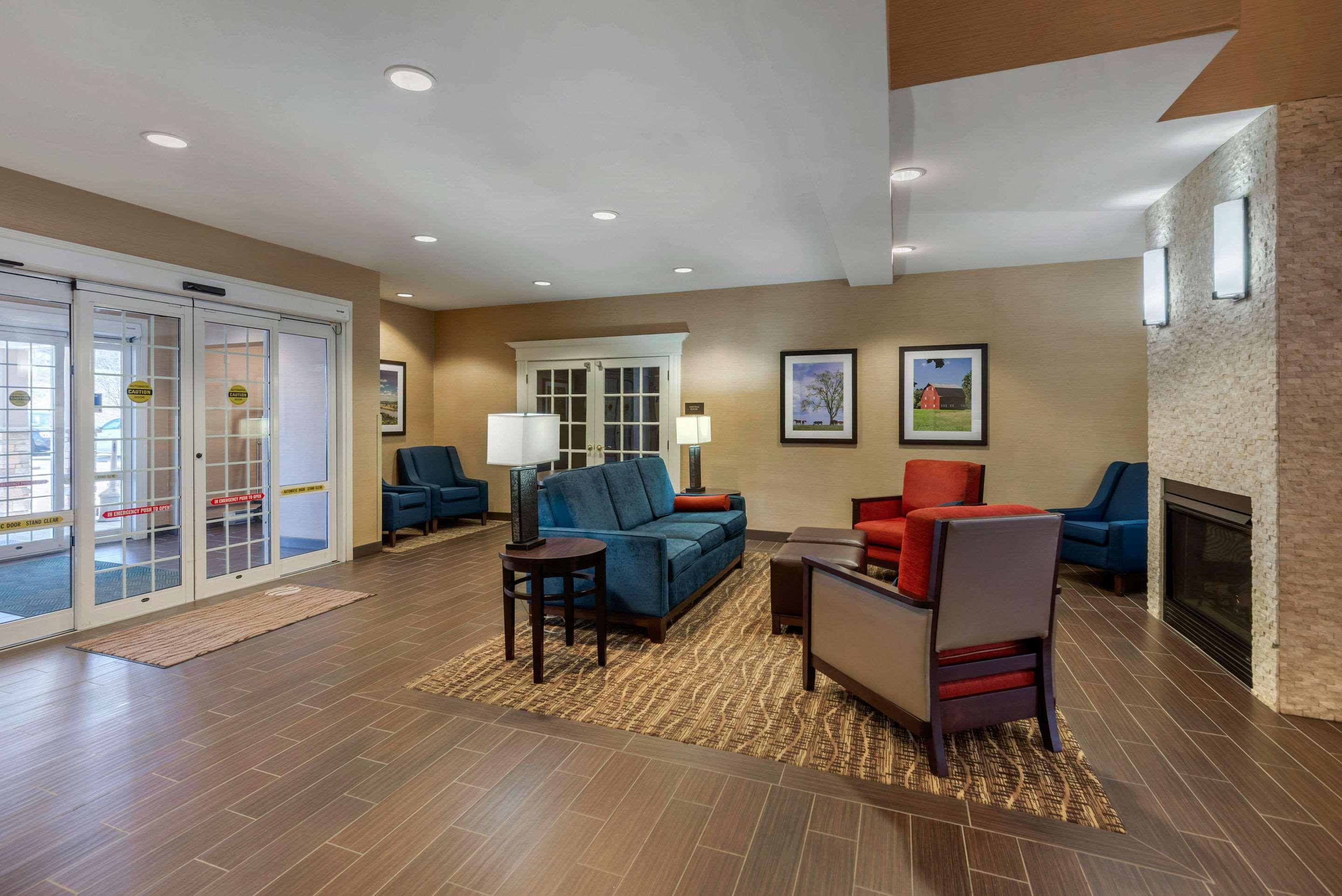 Comfort Inn & Suites Northern Kentucky Wilder Zewnętrze zdjęcie