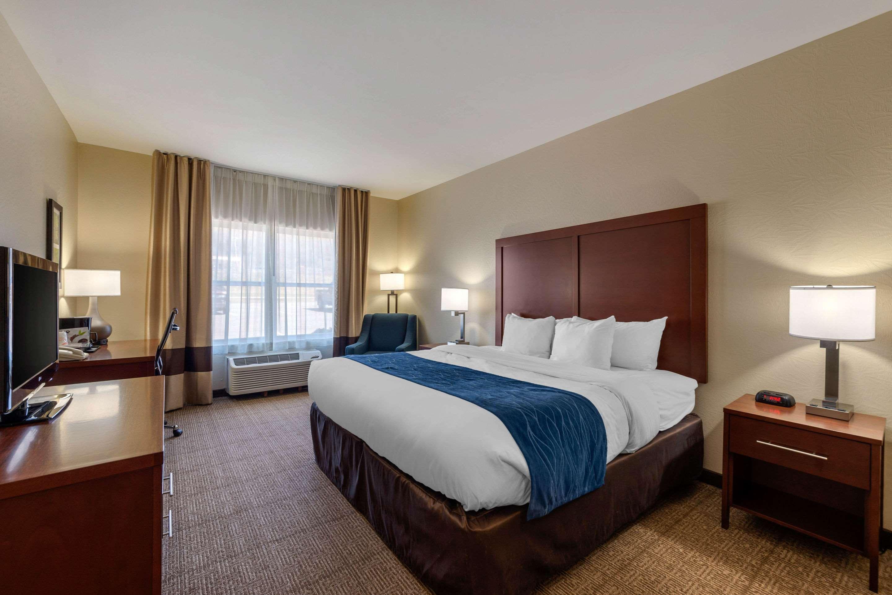 Comfort Inn & Suites Northern Kentucky Wilder Zewnętrze zdjęcie