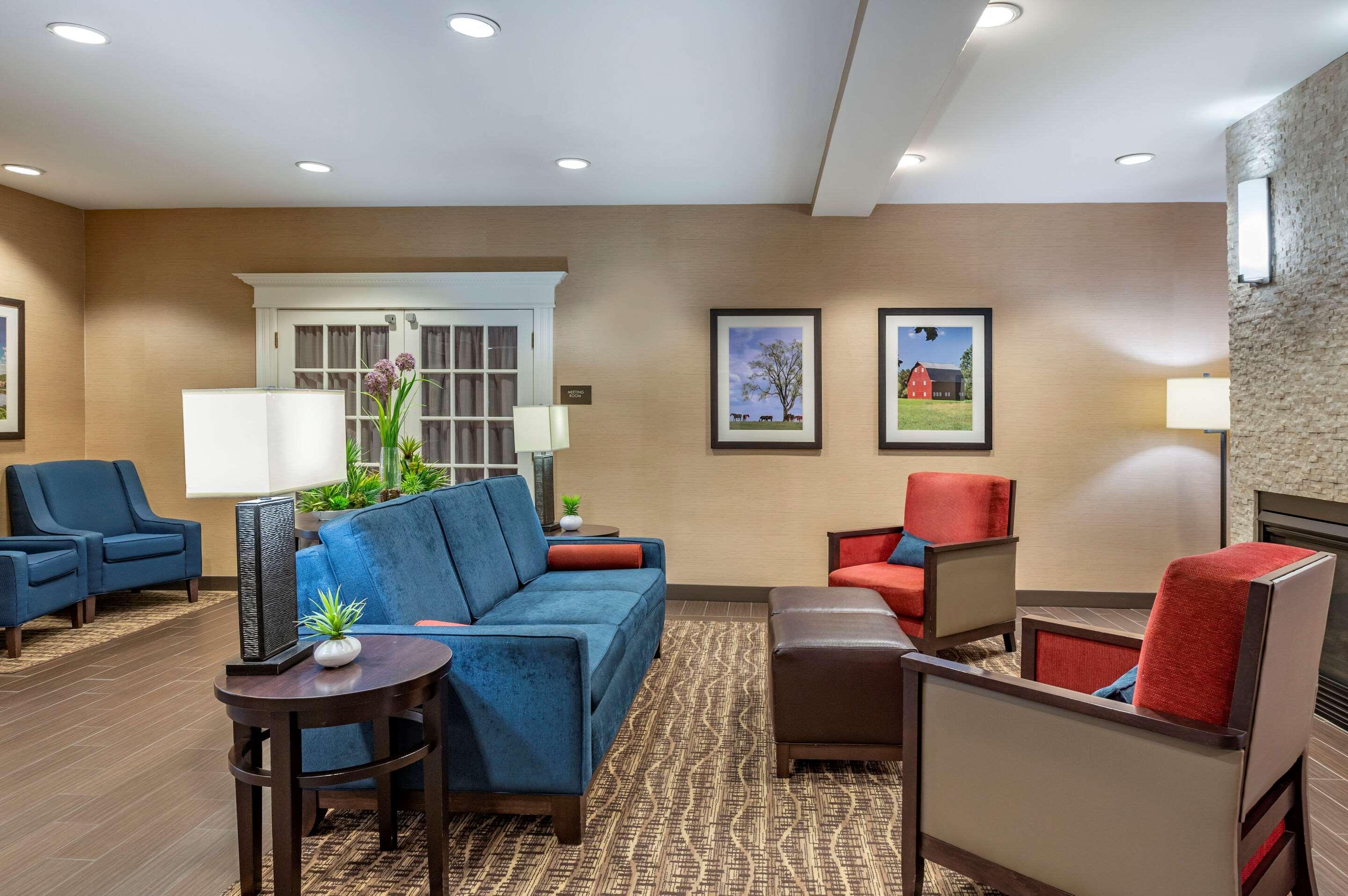 Comfort Inn & Suites Northern Kentucky Wilder Zewnętrze zdjęcie