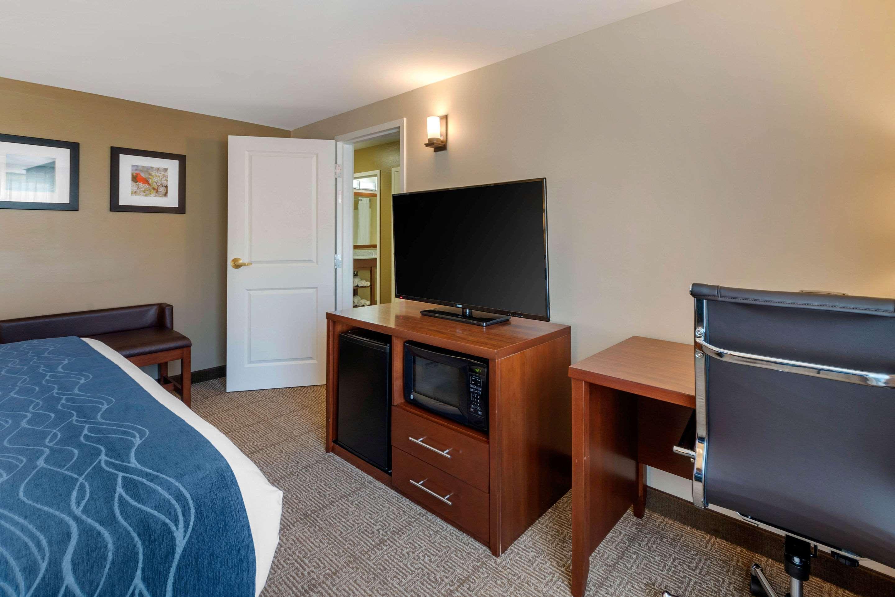 Comfort Inn & Suites Northern Kentucky Wilder Zewnętrze zdjęcie