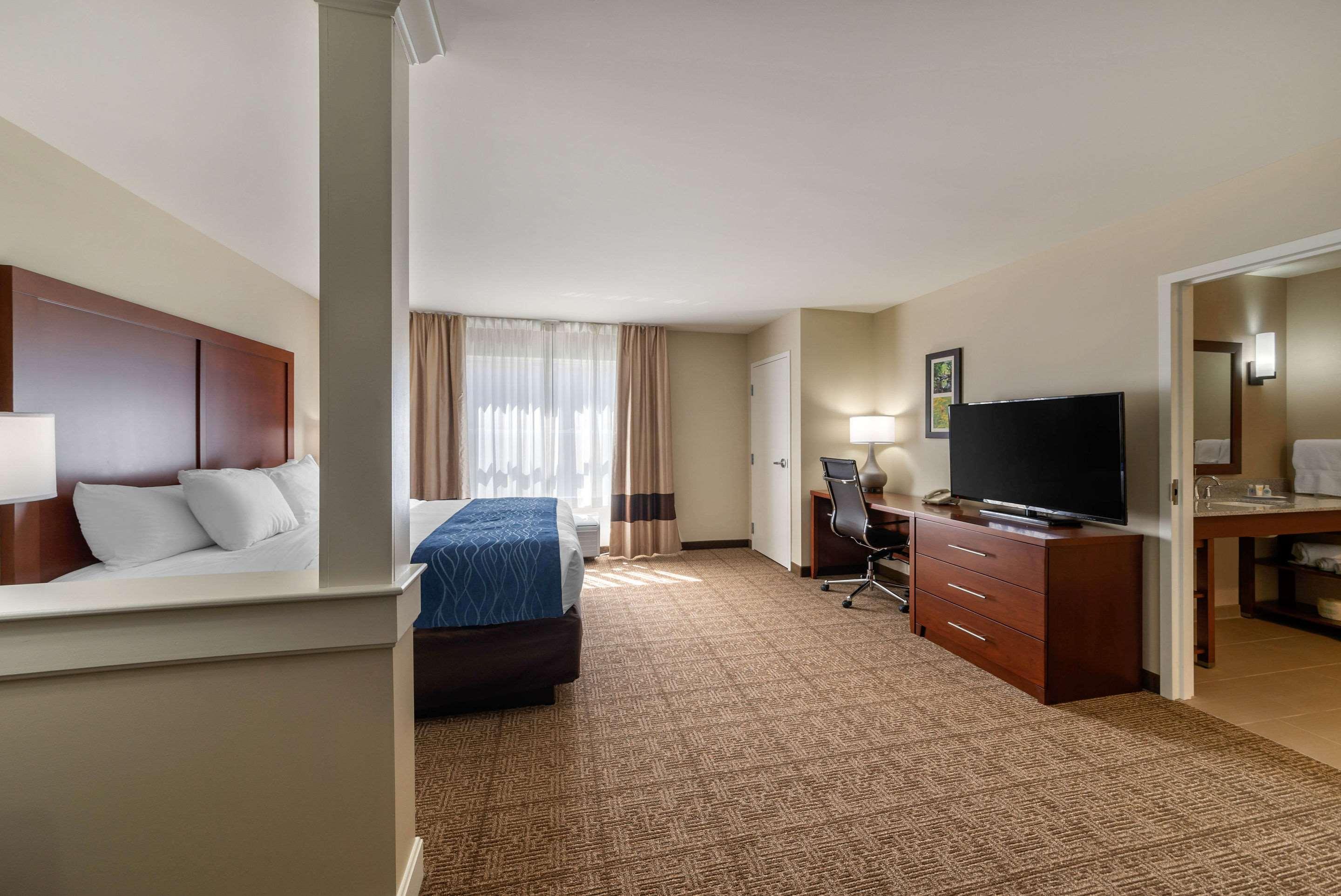 Comfort Inn & Suites Northern Kentucky Wilder Zewnętrze zdjęcie
